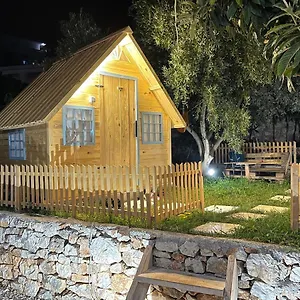 Albania-secret Village Den , Saranda Albania